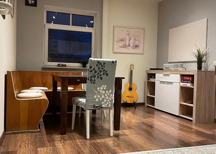 Апартаменты Flat For Up To 4 People In Dresden-striesen *