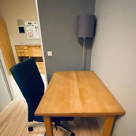 Flat For Up To 4 People In Dresden-striesen Dresden